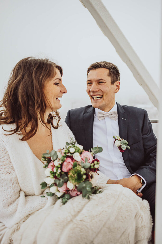 Hochzeitsfotograf - Trauung im Standesamt Rostock - Winterhochzeit