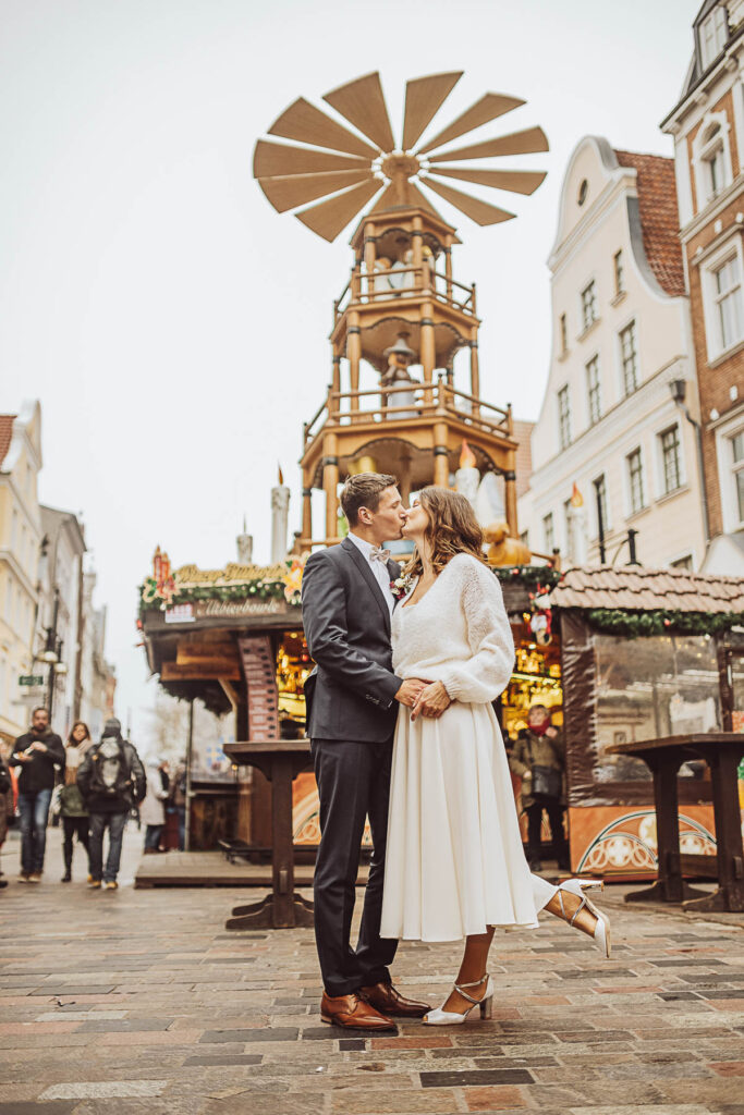 Hochzeitsfotograf - Trauung im Standesamt Rostock - Winterhochzeit