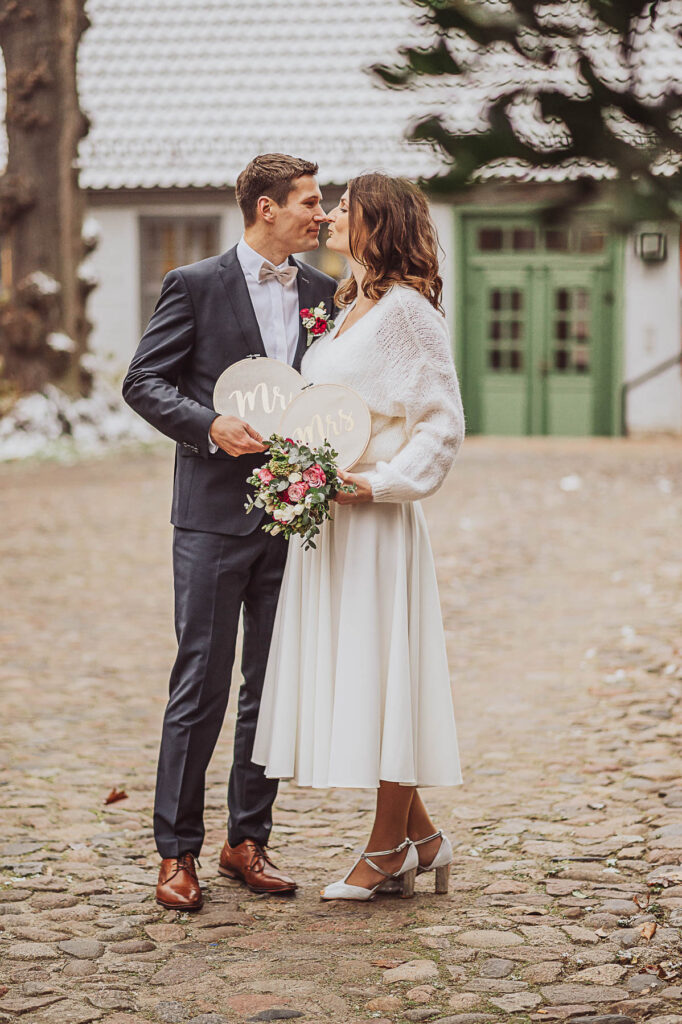 Hochzeitsfotograf - Trauung im Standesamt Rostock - Winterhochzeit