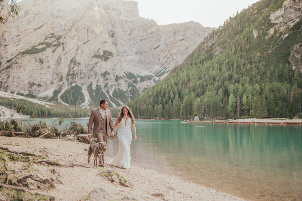After Wedding Shooting in den Dolomiten am Pragser Wildsee