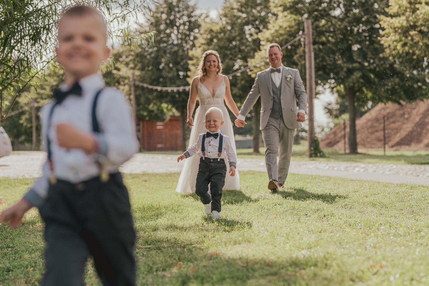 Brautpaarshooting - Hochzeit auf dem Golchener Hof - Fotos Hochzeitsfotograf