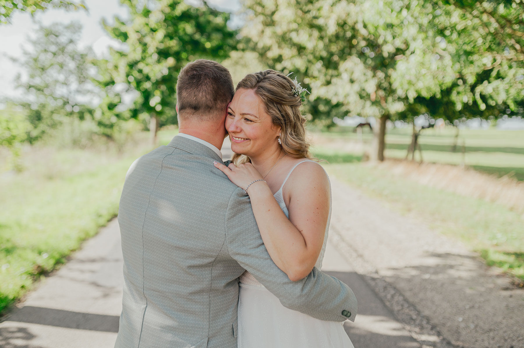 Brautpaarshooting - Hochzeit auf dem Golchener Hof - Fotos Hochzeitsfotograf