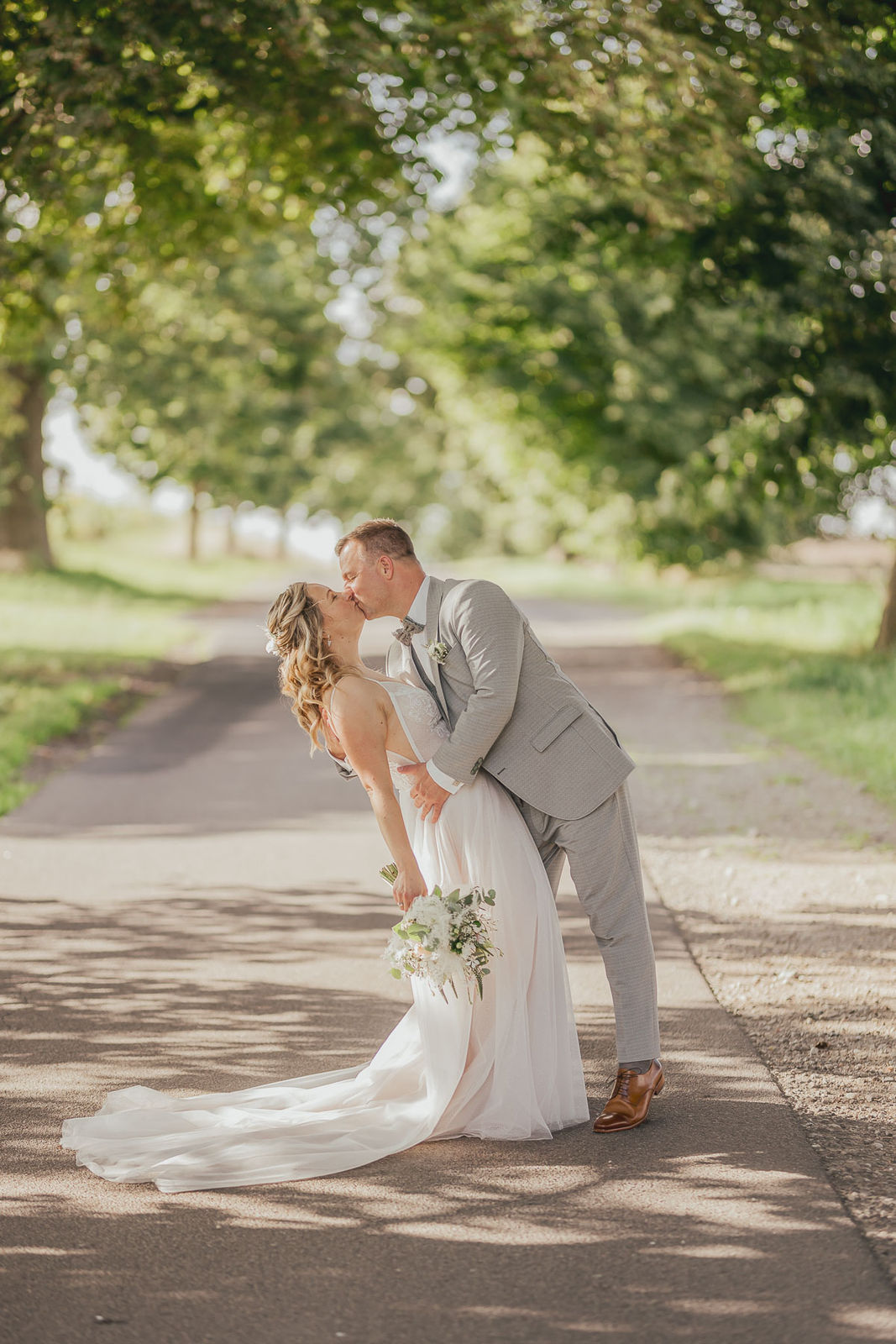 Brautpaarshooting - Hochzeit auf dem Golchener Hof - Fotos Hochzeitsfotograf