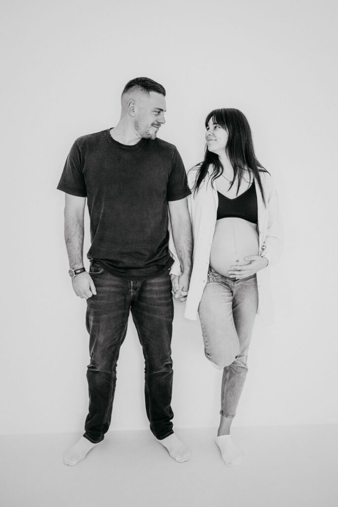 Modernes Babybauch Shooting Fotostudio Rostock